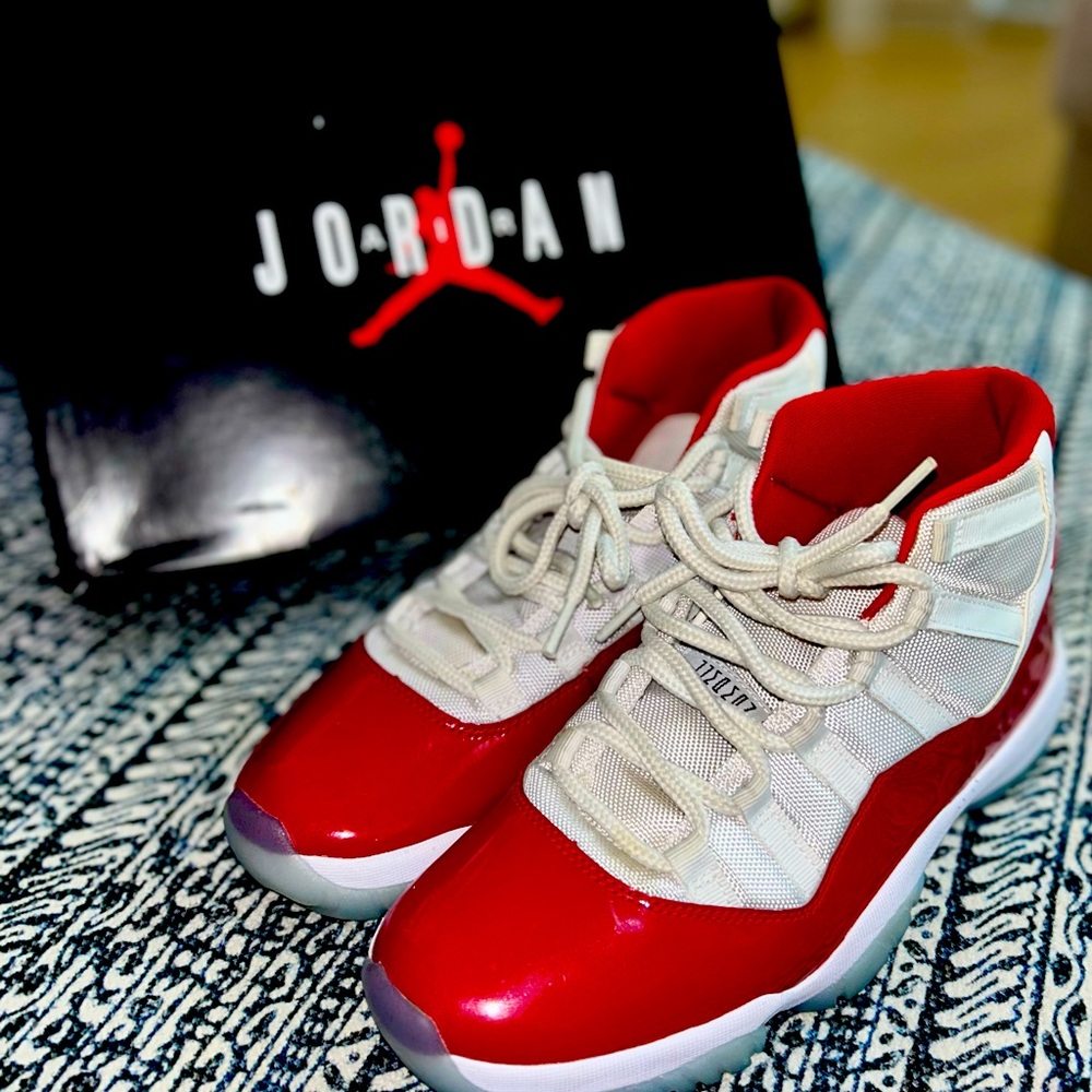 ***Sold**** Air Jordan 11 Retro - White and Cherry Red